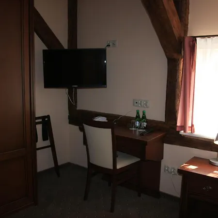 Palac Lagow 3*