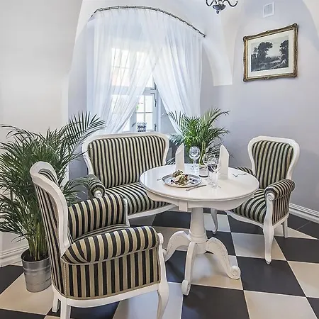 Palac Lagow Zgorzelec