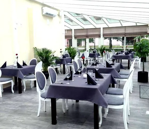 Palac Lagow 2* Zgorzelec