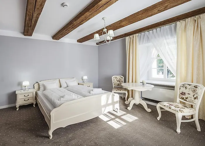 Palac Lagow 兹戈热莱茨