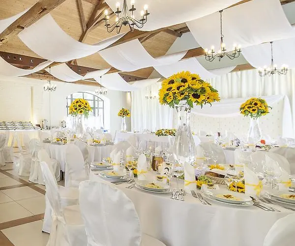 Palac Lagow 2* 兹戈热莱茨