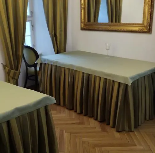 Palac Lagow 酒店 兹戈热莱茨